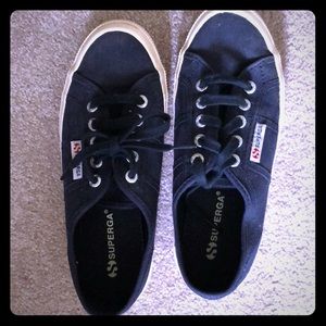 Navy superga sneakers